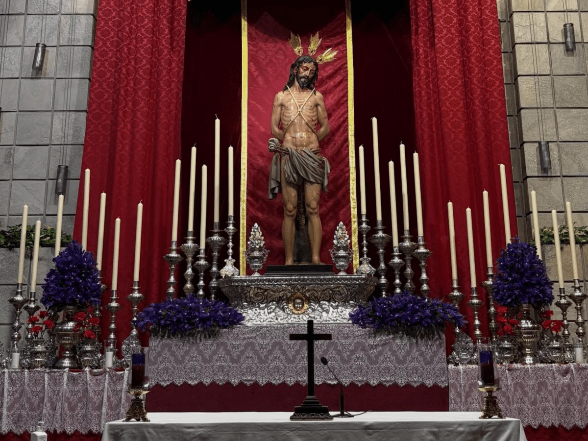 La Flagelación inicia su Solemne Triduo en Santiago Apóstol con un altar de cultos cargado de&nbsp;simbolismo